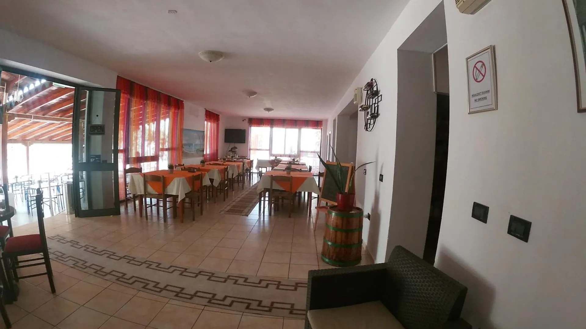***  Hotel Bolonja Shëngjin Albania