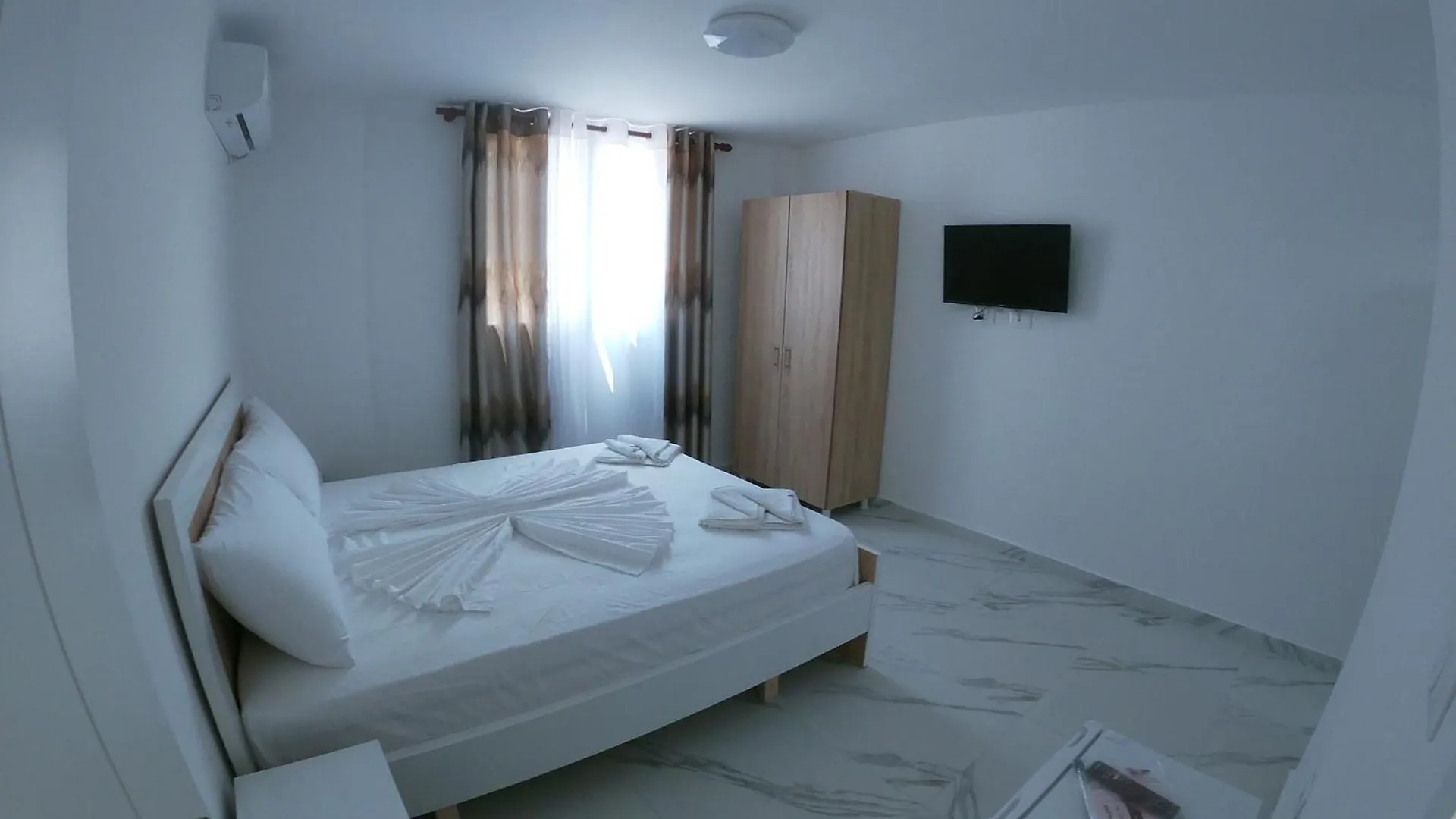 Hotel Bolonja Shëngjin